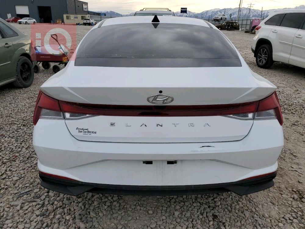 هیوندای ئەلەنترا